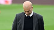 Zinédine Zidane pourrait refuser de signer pour le PSG.