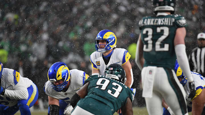 Los Angeles Rams quarterback Matthew Stafford prepares for a snap against the Philadelphia Eagles