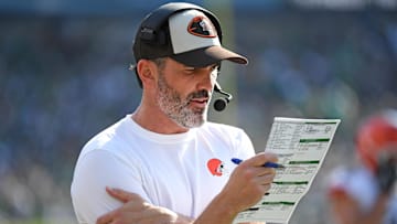 Oct 13, 2024; Philadelphia, Pennsylvania, USA; Cleveland Browns head coach Kevin Stefanski on the sidelines against the Philadelphia Eagles during the third quarter at Lincoln Financial Field. Mandatory Credit: Eric Hartline-Imagn Images