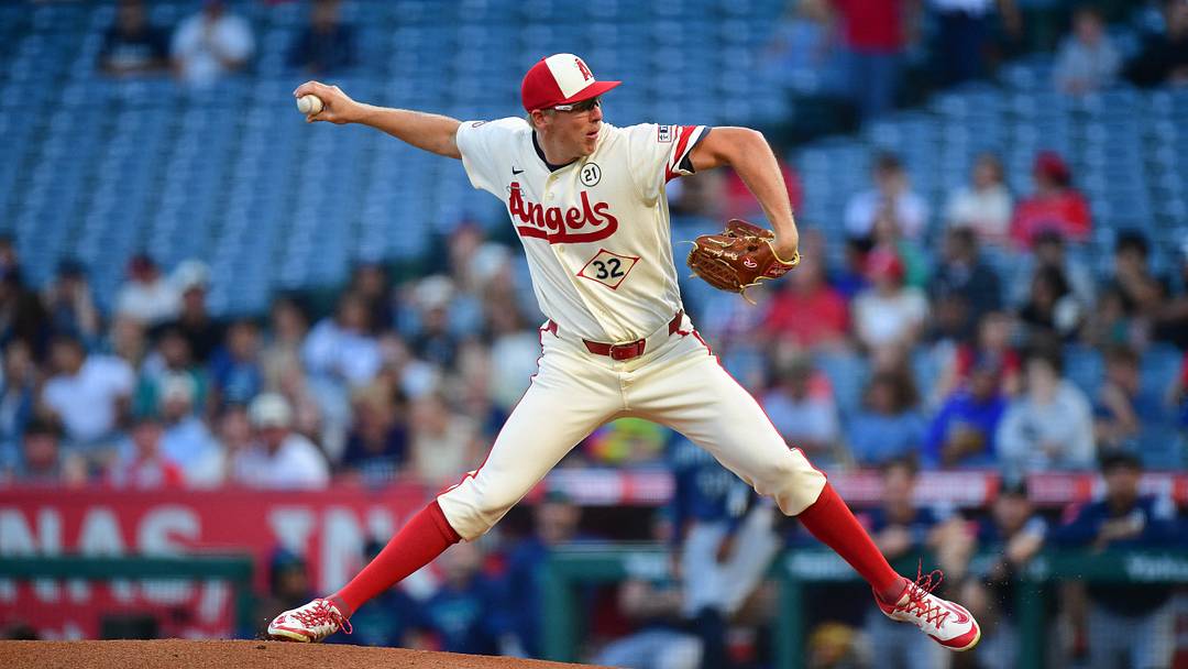 Sep 15, 2026; Anaheim, California, USA; Los Angeles Angels pitcher Ryan Johnson (32) throws against the Seattle Mariners during the first inning at Angel Stadium. Mandatory Credit: Gary A. Vasquez-Imagn Images