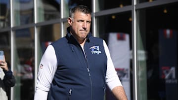 Oct 26, 2025; Foxborough, Massachusetts, USA;  New England Patriots head coach Mike Vrabel leave the field after the win against the Cleveland Browns at Gillette Stadium. Mandatory Credit: Bob DeChiara-Imagn Images