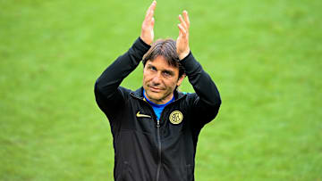 Antonio Conte intéressé par Manchester United mais a quelques réticences.