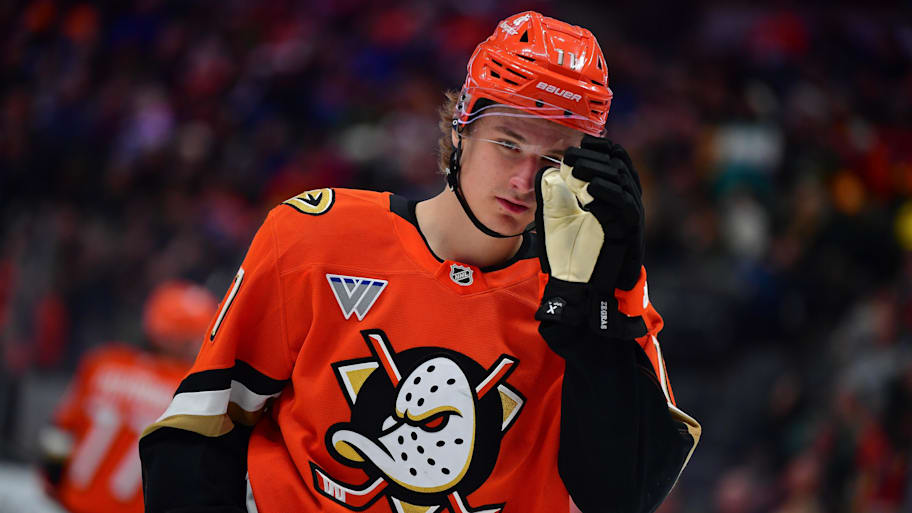 Anaheim Ducks center Trevor Zegras | Gary A. Vasquez-Imagn Images