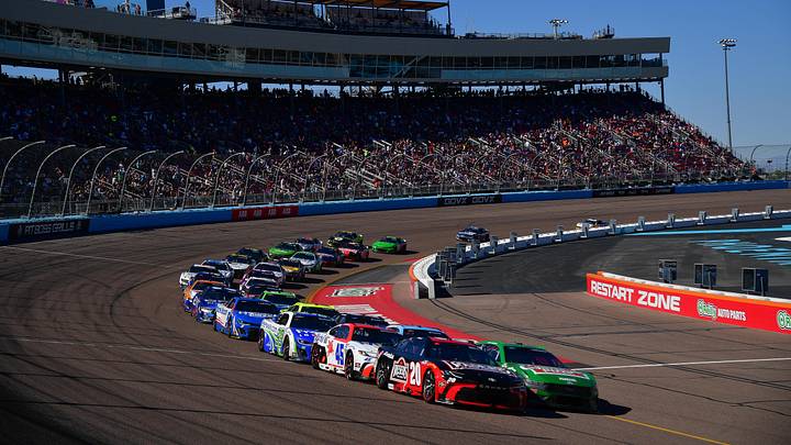 Phoenix Raceway, NASCAR