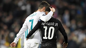 TOPSHOT-FBL-EUR-C1-REALMADRID-PSG