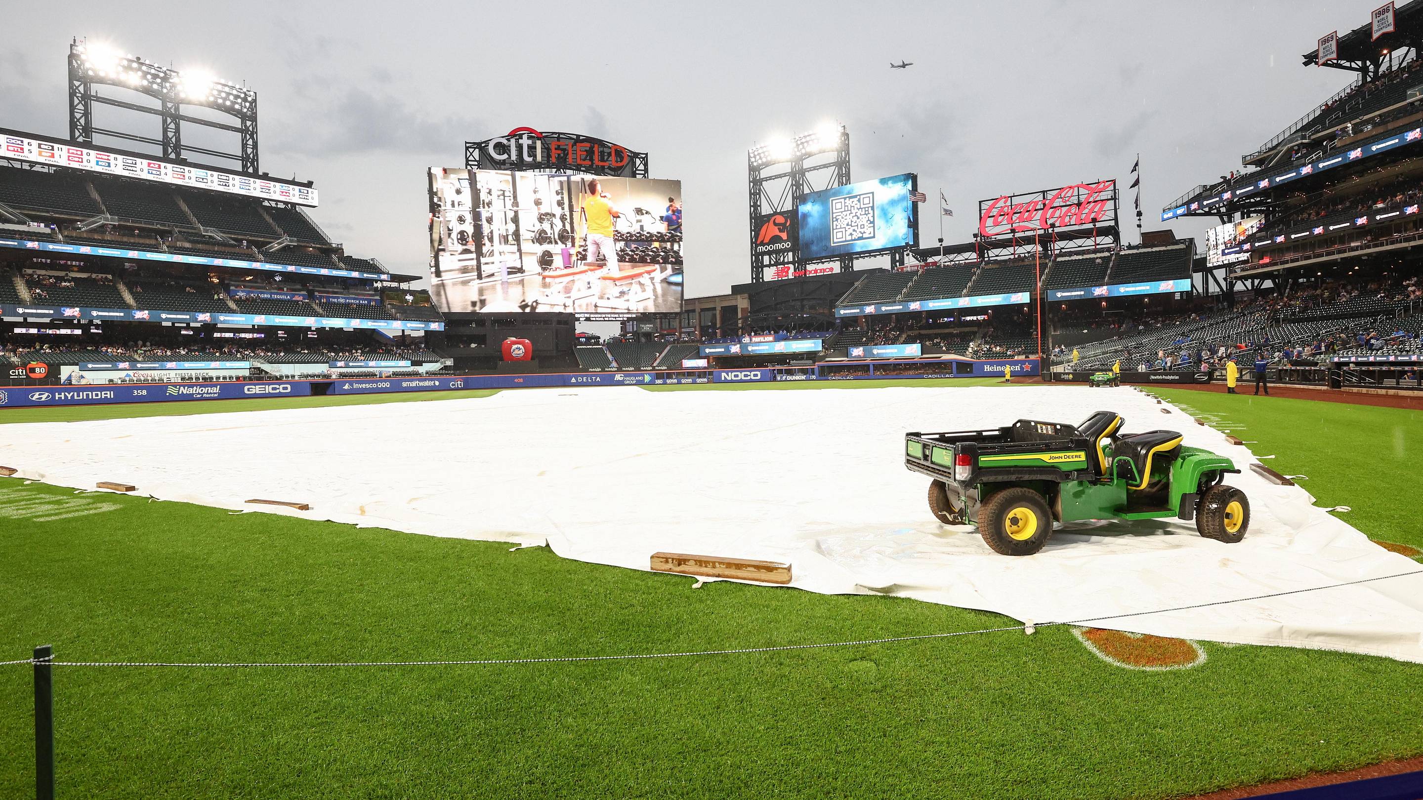 Mets-Phillies start time: Rain delay updates from New York, June 27