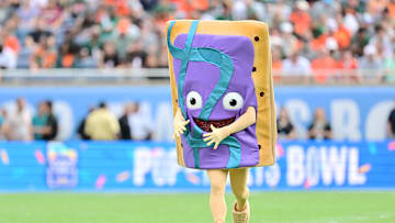 Iowa State v Miami - Pop-Tarts Bowl