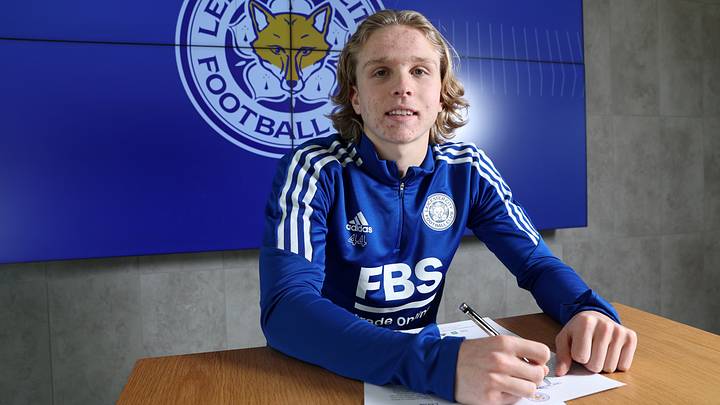 Sammy Braybrooke Signs a New Contract at Leicester City
