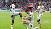 Frimpong (l.) und Palacios (m.)