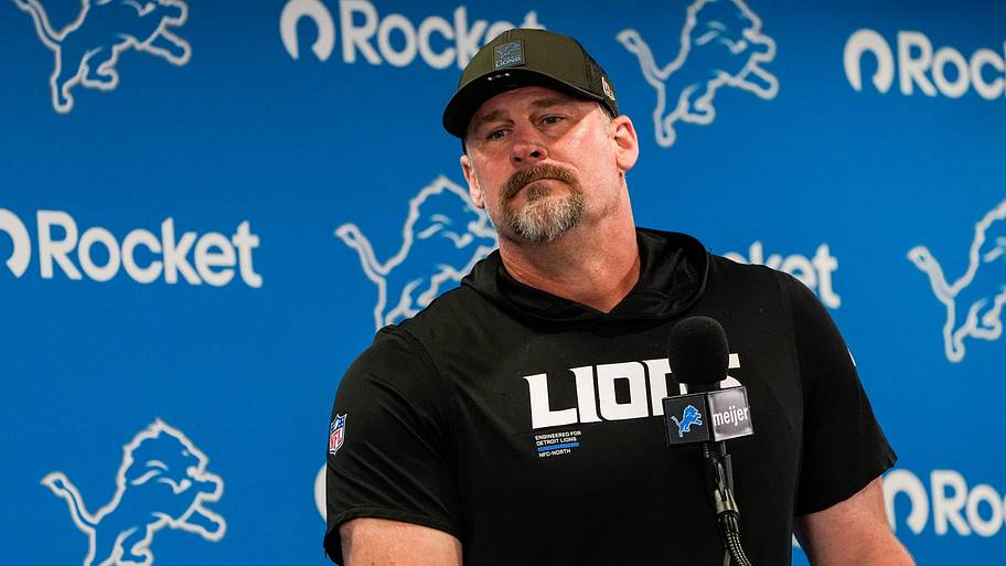 Dan Campbell, Lions. 