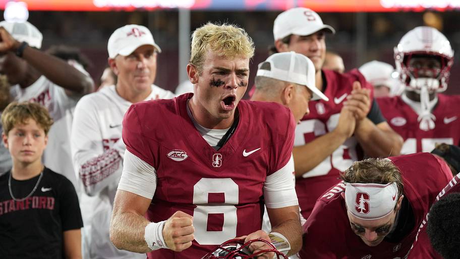 Stanford quarterback Davis Warren celebrates after defeating Hawai’i in Week Zero.