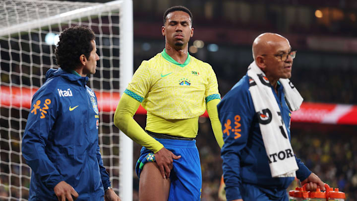 Gabriel Magalhaes im Trikot von Brasilien Gabriel Magalhaes im Trikot von Brasilien