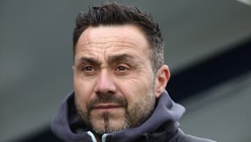 Roberto De Zerbi est très déçu de la performance de ses joueurs. Roberto De Zerbi est très déçu de la performance de ses joueurs.