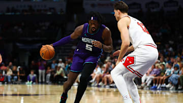 Chicago Bulls v Charlotte Hornets