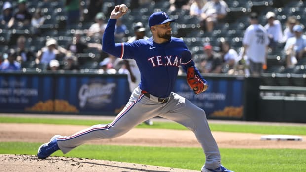 Rangers right-hander Nathan Eovaldi held the White Sox to one hit over seven innings in Thursday's 2-1 win.