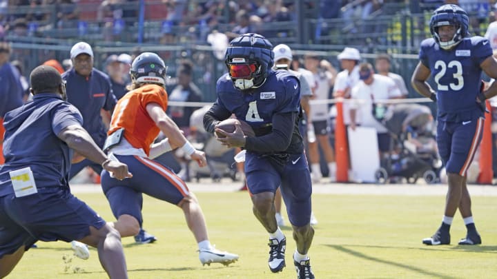 D'Andre Swift's speed gives the Bears the breakaway threat they had when they had Justin Fields, except he's not a QB.