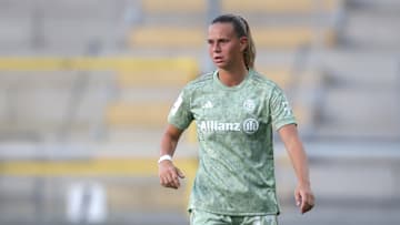 Klara Bühl bleibt dem FC Bayern München und der Liga treu
