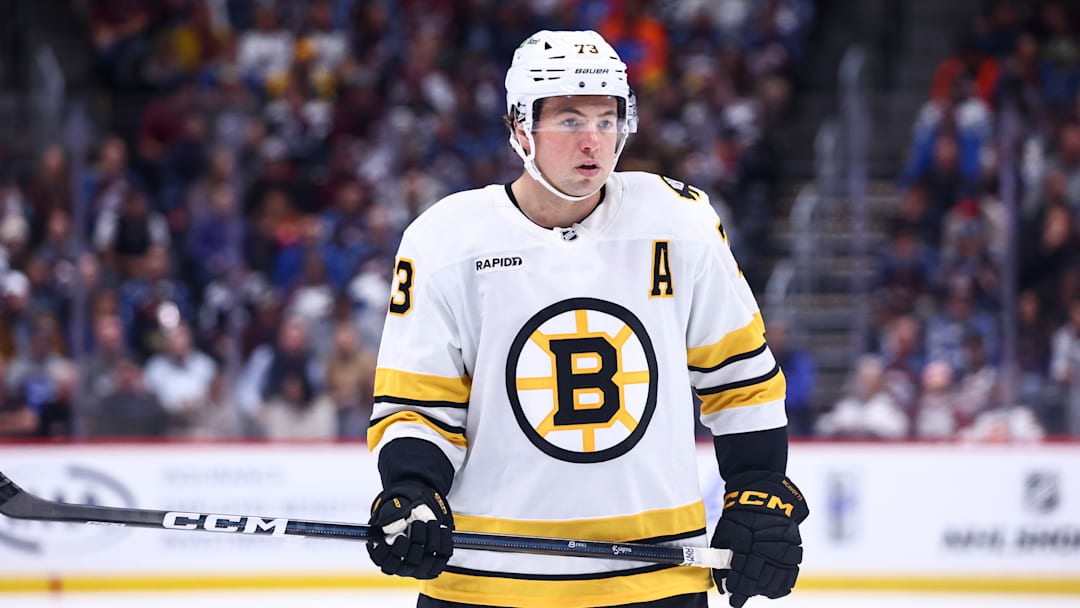 Boston Bruins v Colorado Avalanche