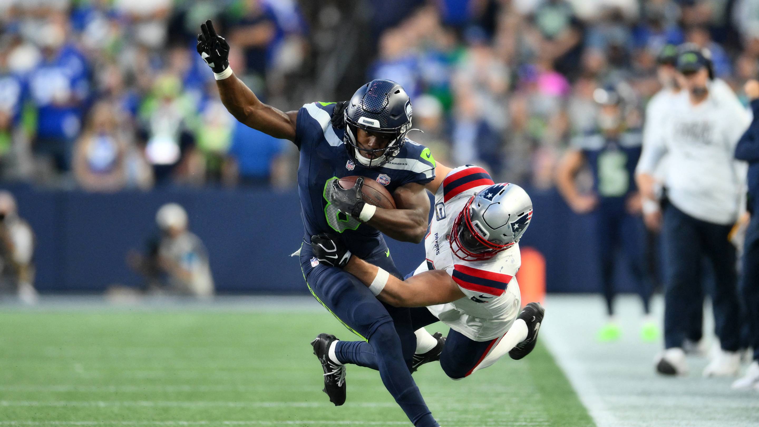 Jadarian Price Expected Back at Practice as Fantasy Value Remains Uncertain in Crowded Backfield