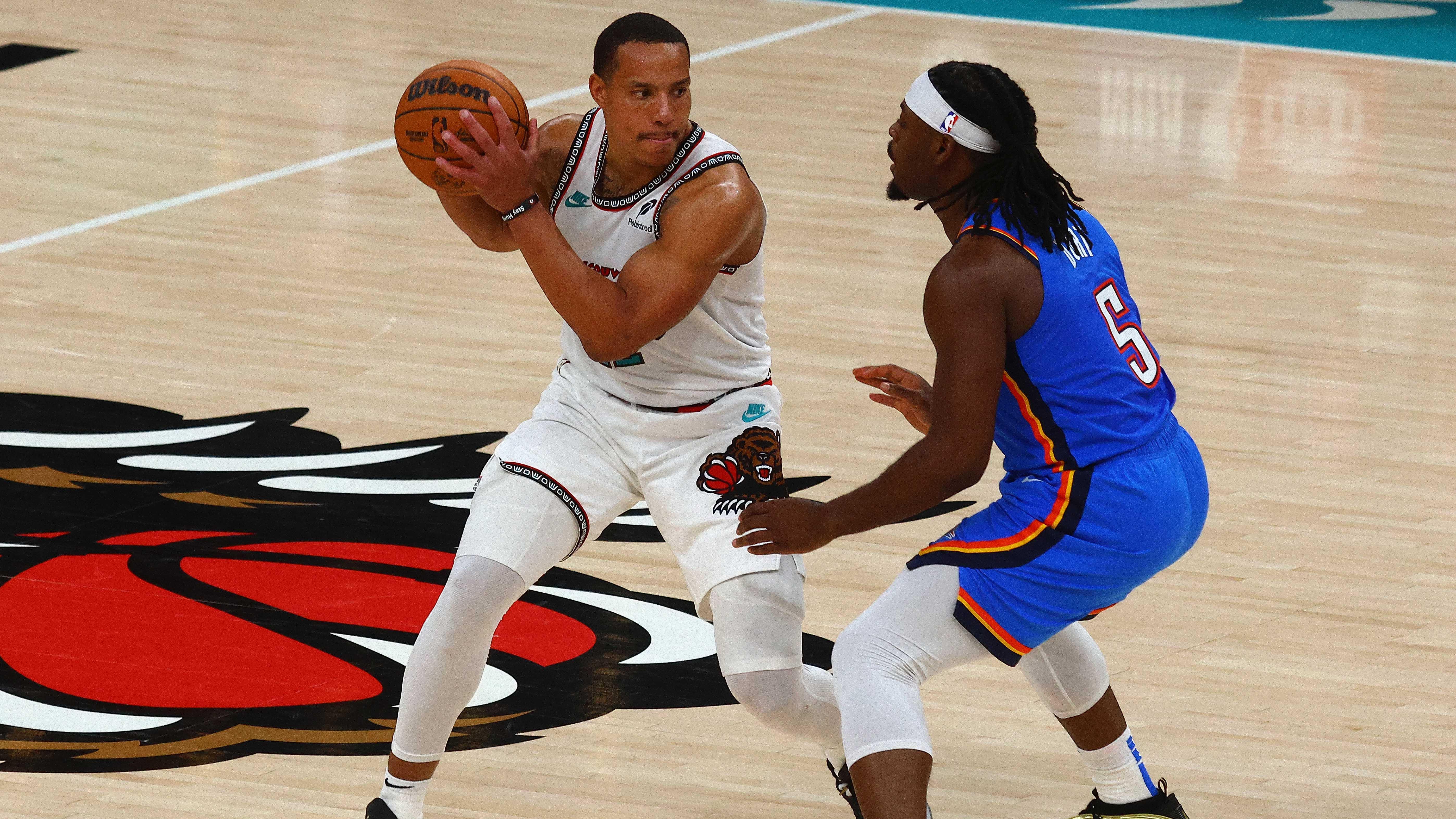 5 Awesome Desmond Bane Cards To Chase