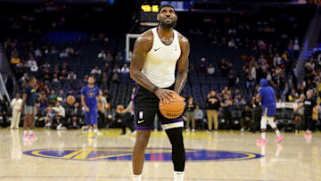 Los Angeles Lakers v Golden State Warriors