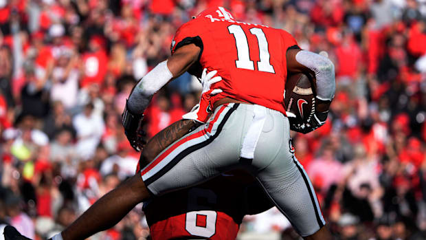Georgia Bulldogs silver britches.