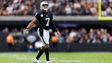 Tennessee Titans v Las Vegas Raiders