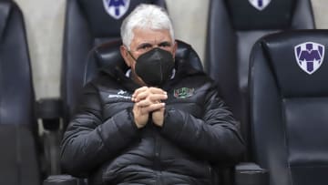 El técnico brasileño Ricardo Ferretti sería una buena opción para dirigir a Cruz Azul en su momento de crisis.