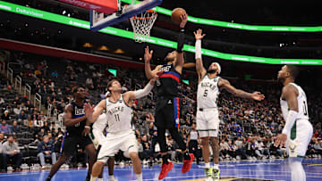 Milwaukee Bucks v Detroit Pistons - Emirates NBA Cup