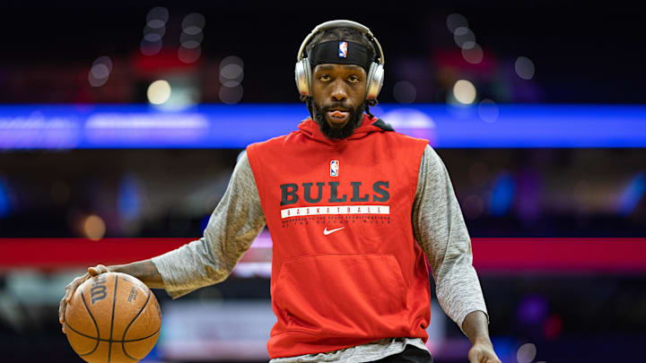 Chicago Bulls guard Patrick Beverley warms up before action against the Philadelphia 76ers at Wells Fargo Center. 