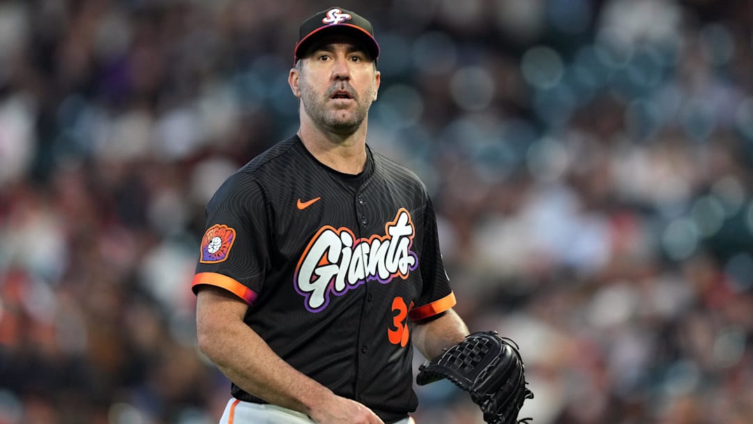 Aug 16, 2025; San Francisco, California, USA; San Francisco Giants starting pitcher Justin Verlander (35) during the seventh inning against the Tampa Bay Rays at Oracle Park. Aug 16, 2025; San Francisco, California, USA; San Francisco Giants starting pitcher Justin Verlander (35) during the seventh inning against the Tampa Bay Rays at Oracle Park.