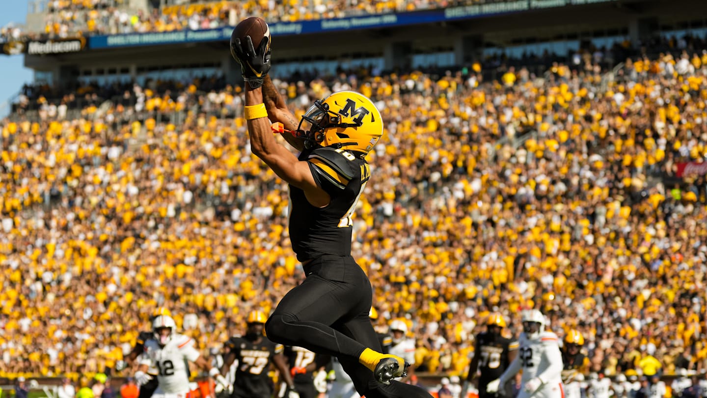 Teams Take Care of Business, SEC See's Changes Eye of the Tiger, Week 8