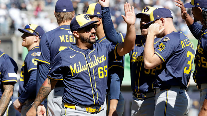 Milwaukee Brewers v New York Yankees