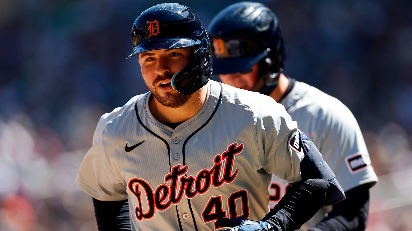 Phillies swing trade for infielder with neat family ties to the team - Vimarsana News
