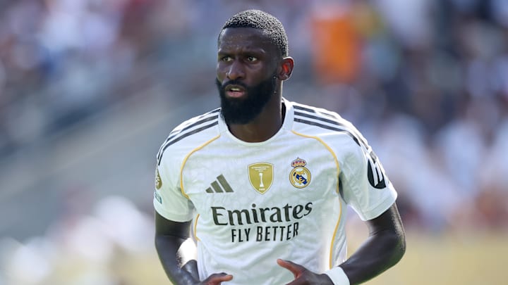 Rüdiger se lesionou durante treinamento no CT de Valdebebas Rüdiger se lesionou durante treinamento no CT de Valdebebas