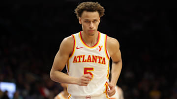 Dyson Daniels #5 of the Atlanta Hawks reacts against the Phoenix Suns.