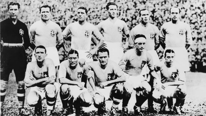 Luis Monti, Gianpiero Combi, Luis Monti, Attilio Ferraris, Luigi Allemandi, Enrique Guaita, Giovanni Ferrari, Angelo Schiavio, Giuseppe Meazza, Eraldo Monzeglio, Luigi Bertolini, Raimundo Orsi