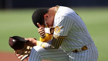 Juan Soto no pudo atrapar un elevado ante Filis