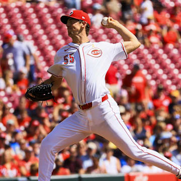 Sep 1, 2024; Cincinnati, Ohio, USA; Cincinnati Reds starting pitcher Brandon Williamson (55) pitches against the Milwaukee Brewers in the first inning at Great American Ball Park. Mandatory Credit: Katie Stratman-Imagn Images