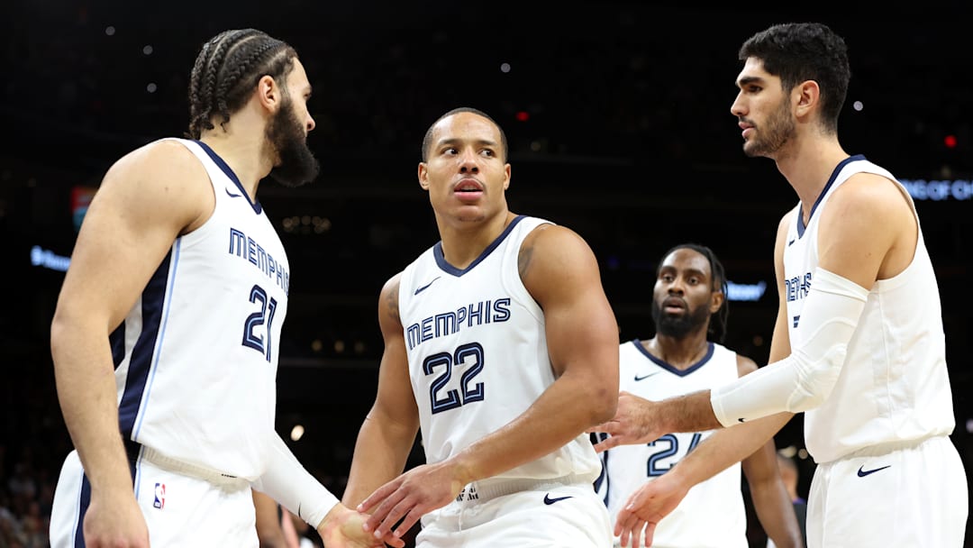 Memphis Grizzlies v Phoenix Suns