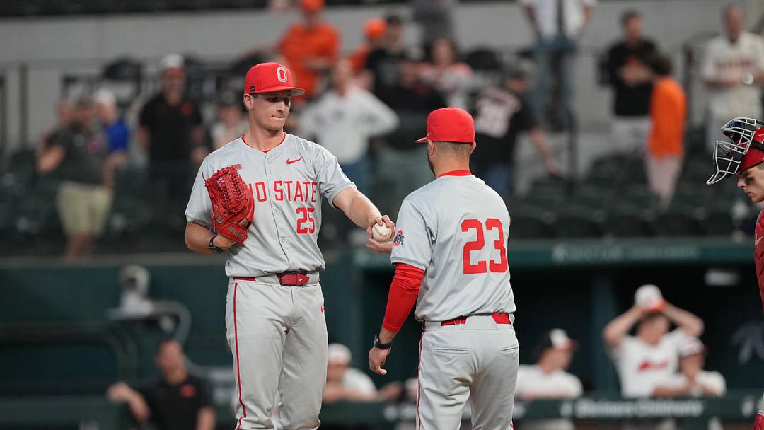 Mar 2, 2025; Arlington, TX, USA; Ohio State plays Oregon State during the Amegy Bank College Baseball Series presented by Kubota Weekend 3 at Globe Life Field. Mandatory Credit: Jim Cowsert-Imagn Images
