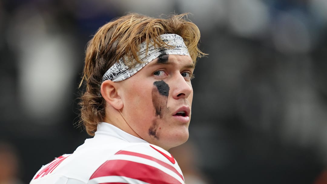 Dec 28, 2025; Paradise, Nevada, USA; New York Giants quarterback Jaxson Dart (6) looks on during the first quarter against the Las Vegas Raiders at Allegiant Stadium.  