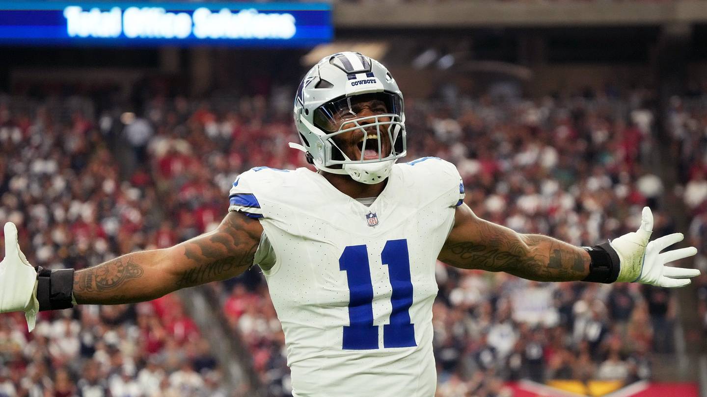 NFL Defensive Player of the Year Odds: Micah Parsons, Myles Garrett Headline Favorites to Win Award - Vimarsana News