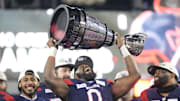 Nov 19, 2023; Hamilton, Ontario, CAN;  Montreal Alouettes defensive lineman Shawn Lemon (0).