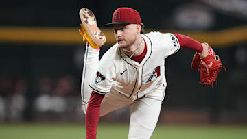 Arizona Diamondbacks right-hander Ryne Nelson (19) pitches against the Los Angeles Dodgers at Chase Field in Phoenix, on Sept. 24, 2025.