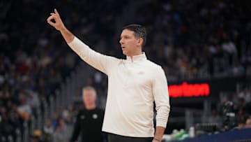 Dec 2, 2025; San Francisco, California, USA; Oklahoma City Thunder head coach Mark Daigneault calls a play against the Golden State Warriors in the first quarter at the Chase Center. Mandatory Credit: Cary Edmondson-Imagn Images