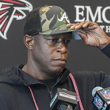 Atlanta Falcons head coach Raheem Morris