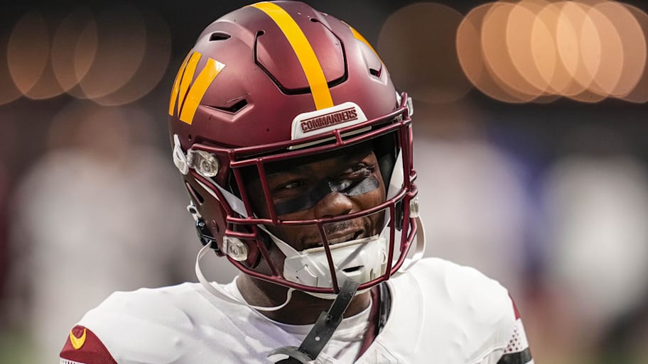 Washington Commanders wide receiver Terry McLaurin on the field prior to the game against the Atlanta Falcons. | Dale Zanine-Imagn Images