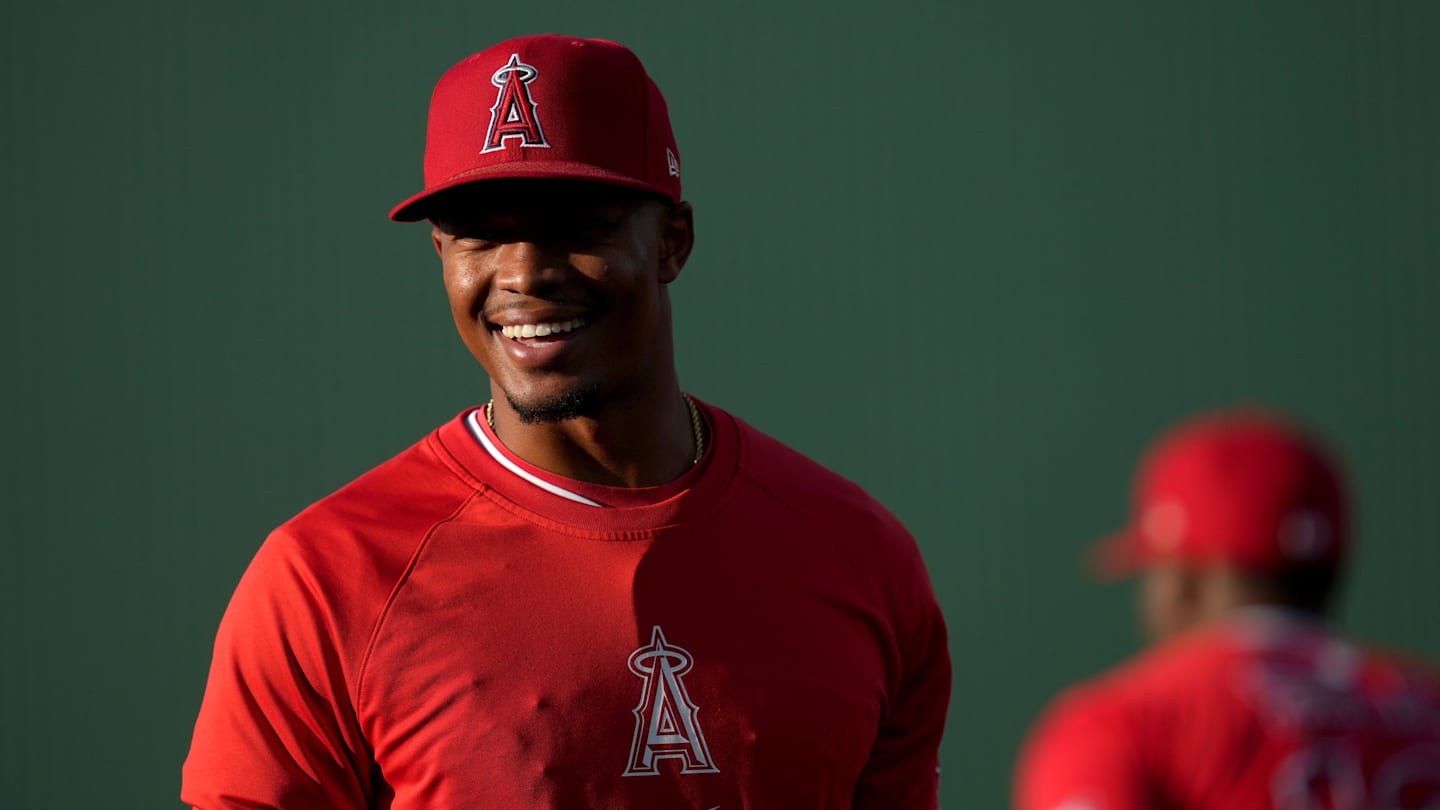 Multiple MLB Players Hit Key Home Runs Sunday