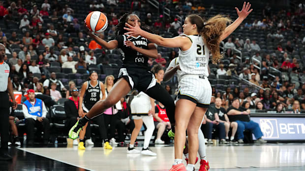 Maddy Westbeld finished her rookie season playing her best basketball for the Chicago Sky. She had 25 points on Thurs. night.